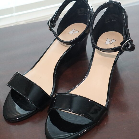 B.P. Lexy WedgeSandal - Picture 1 of 4